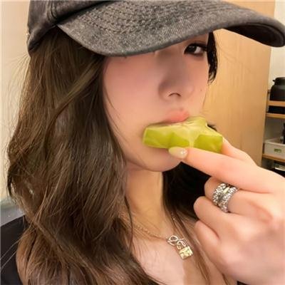 女猎鹰人